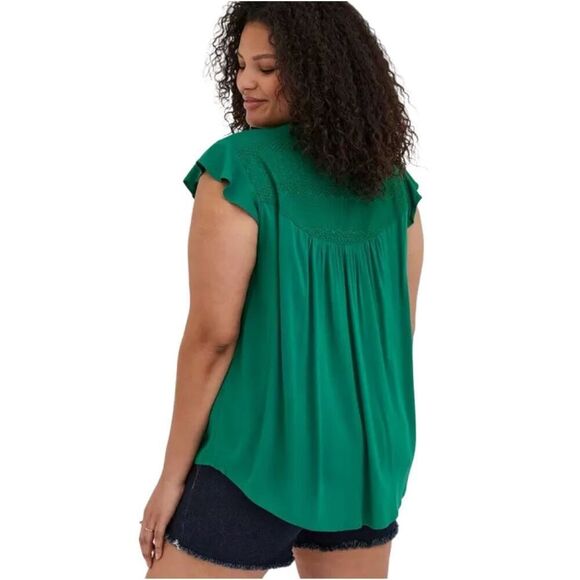 Torrid Green Sleeveless Top With Crochet Detail Sz 5X - Picture 2 of 5